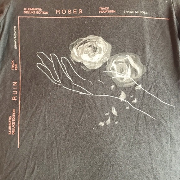 Shawn Mendes Roses Merch - Picture 2 of 2